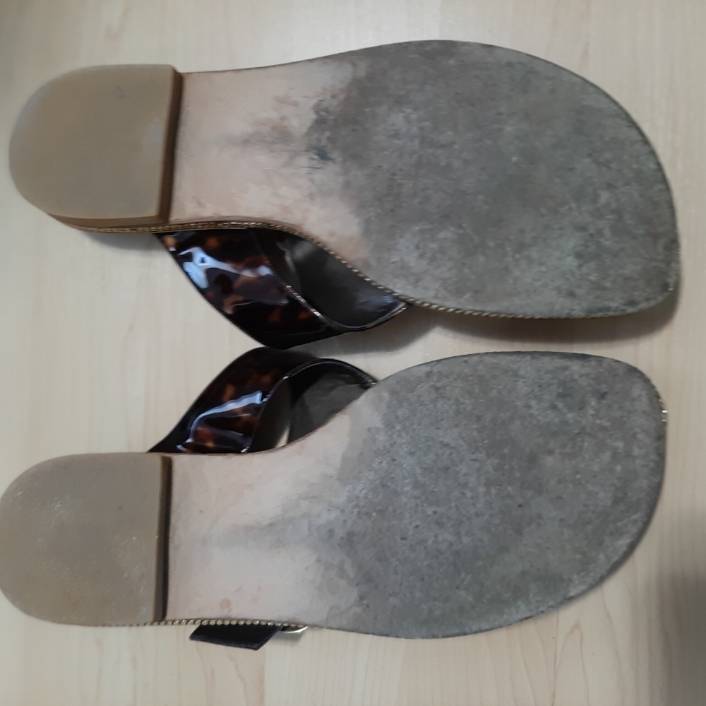 Sandal - Picture 3 of 4